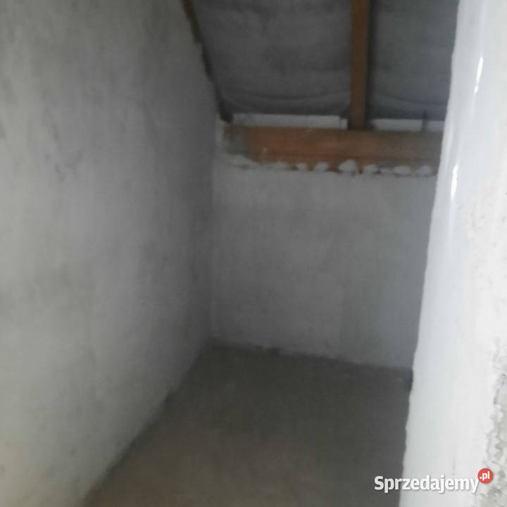 Nowy ładny dom do wykończenia w spokojnej Poręba
