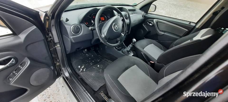 Dacia Duster 2016r Full 4x4 zalanczany Terenowy Świdnica sprzedam