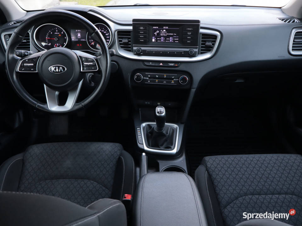 Kia Ceed 16 CRDi Rok produkcji 2021 Piaseczno