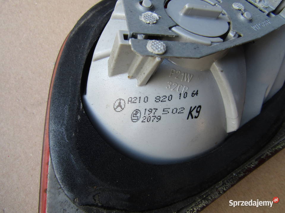 LAMPA TYLNA LEWA I PRAWA MERCEDES EKL W210 LIM Lampy tylne łódzkie Mysłaków