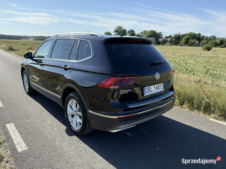 Volkswagen Tiguan Allspace 4Motion z Niemiec światła przeciwmgielne Ocice