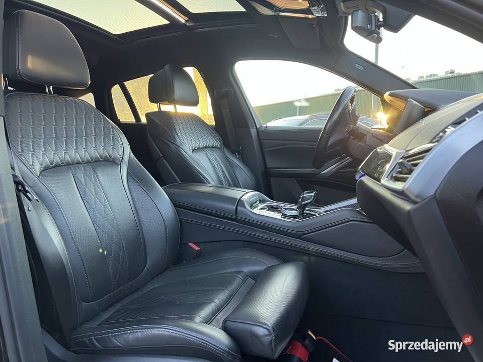 BMW X6 M50d 2020 światła do jazdy dziennej Warszawa