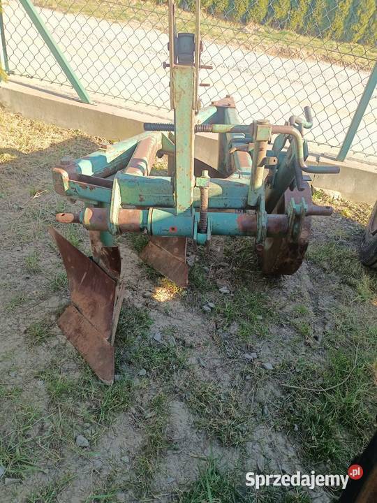 Pług 3skibowy średni nieuszkodzony Rolnictwo podkarpackie Jasło