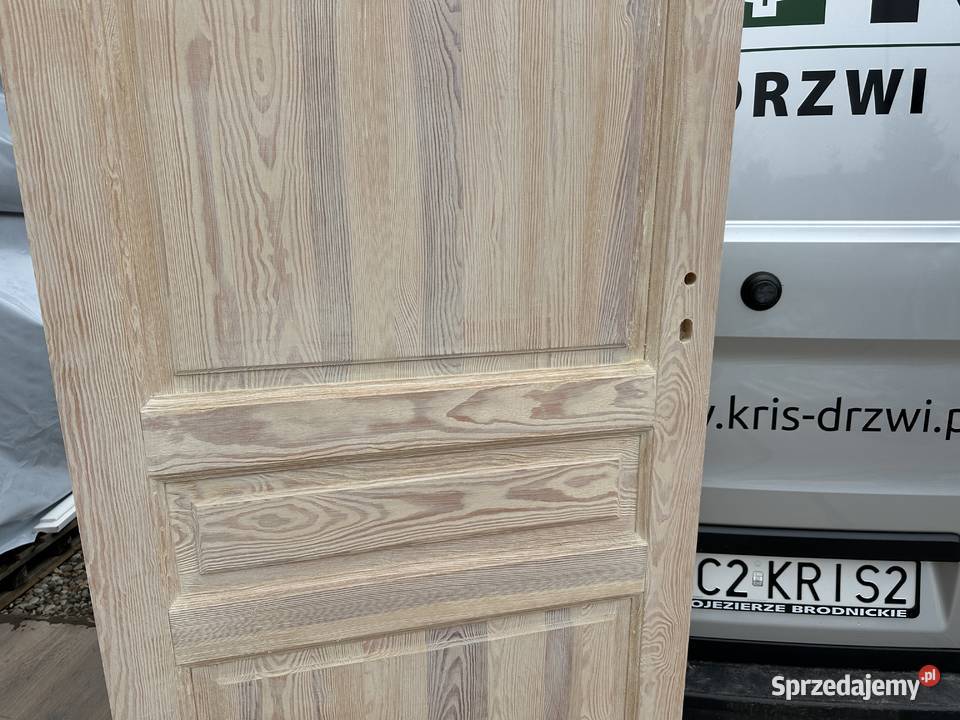 Drzwi wewnętrzne drewniane WAHADŁOWE RĘKI CAŁA 101cm Grzybno