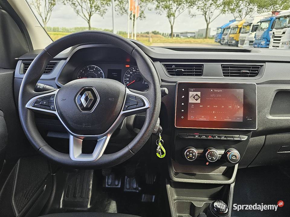Renault KANGOO 15 DCI 95 COMFORT kompaktowy Rok produkcji 2022 Samochody dostawcze pomorskie sprzedam