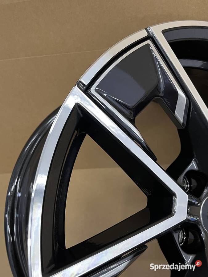 Felga BMW Seria 4 G26 i4 G26 Styling M858 85Jx18 Średnica 18" wielkopolskie Gostyń