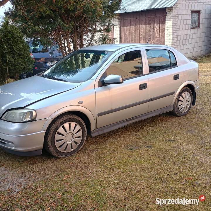Czesci Opel Astra 16 benzyna 8V kod lak Z157 osobowe lubelskie sprzedam