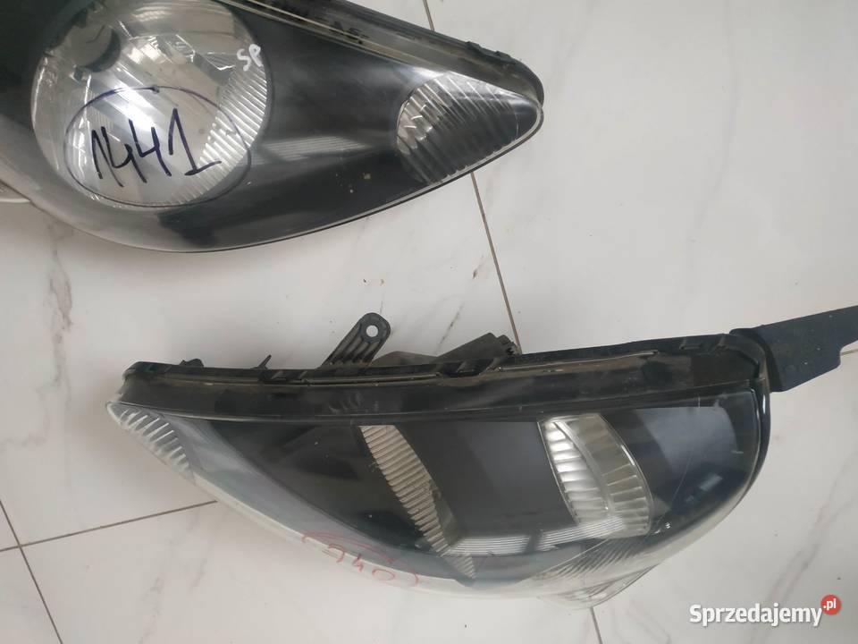 Honda jazz 2003 2004 2005 lampa prawa lewa dolnośląskie Byków sprzedam
