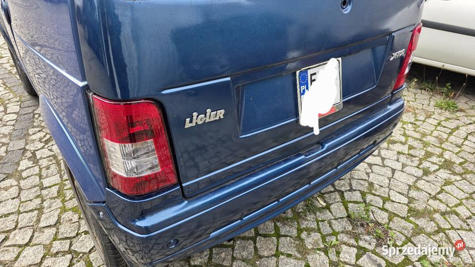 Nowe lampy tylne liger xtoo prawa lewa komplet osobowe Tuplice