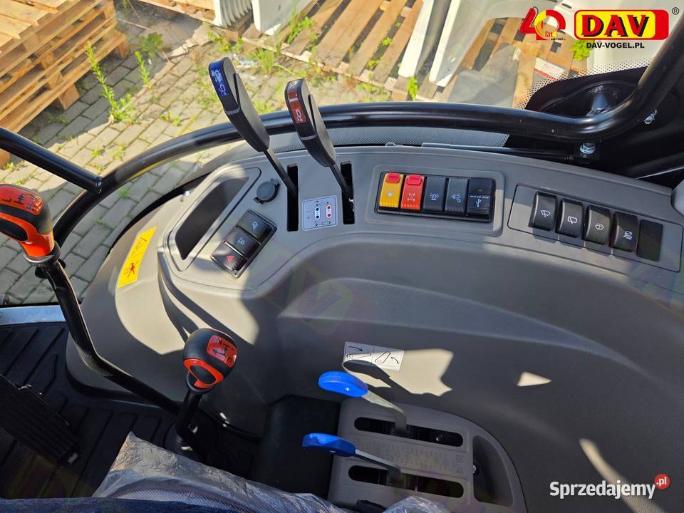 Ciągnik rolniczy 7585 LOVOL M754 Premium czarny Opole