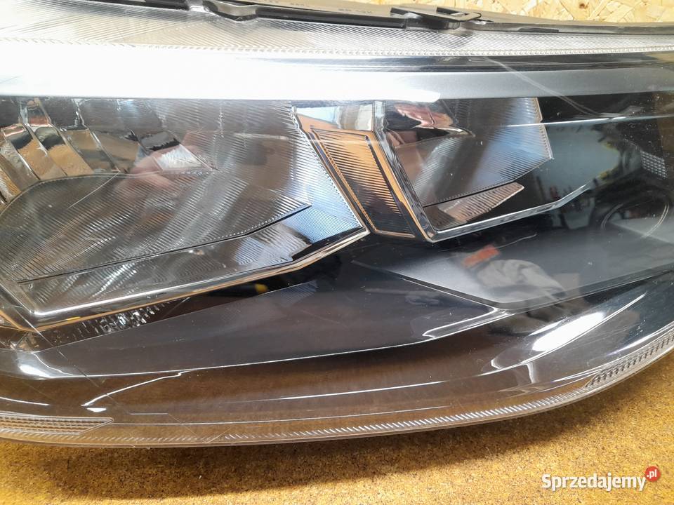 REFLEKTOR PRAWY LAMPA PRAWA VW CADDY 2K7 2020 Goleniów sprzedam