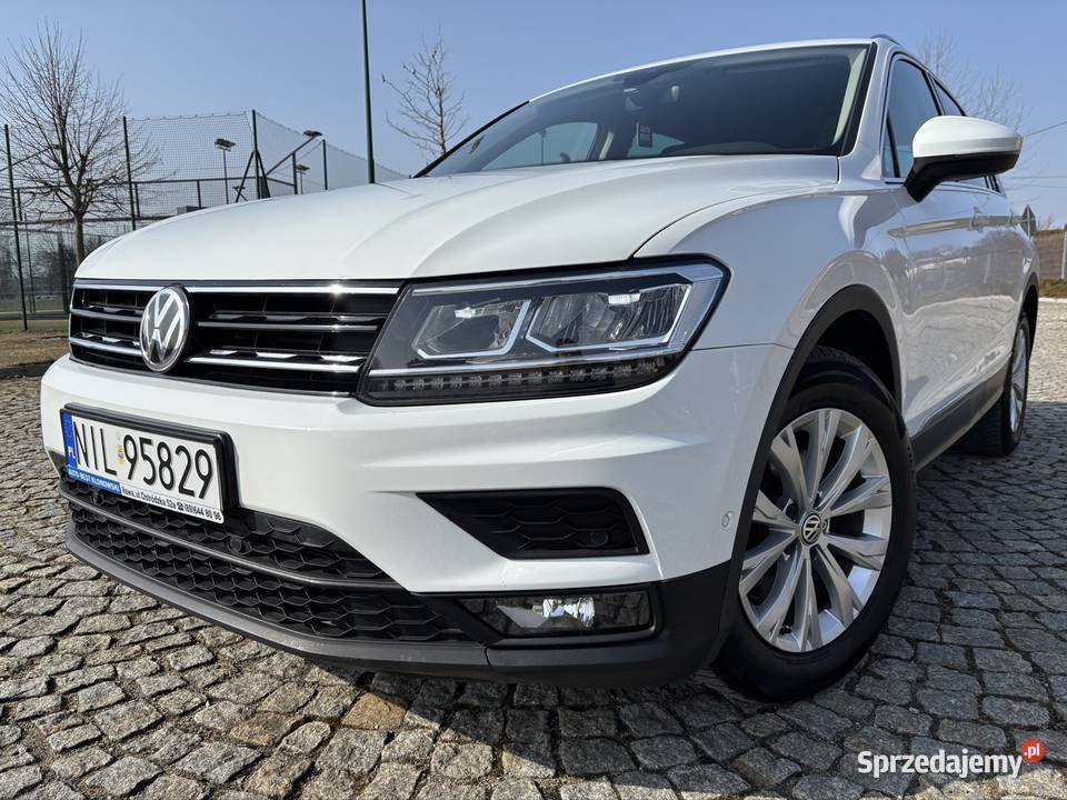 Volkswagen Tiguan 20 20TDI 150 DSG 7 Asystenci światła do jazdy dziennej Iława