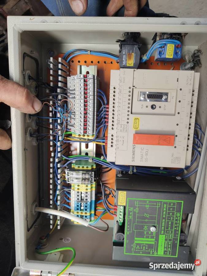 Szafa sterownicza standardowa RITTAL AE1030 z Giby