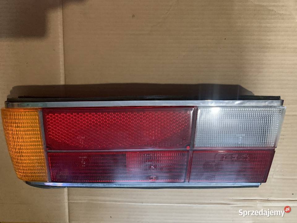 BMW e24 628 lampa prawy tył