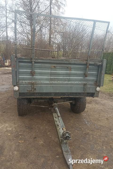 Rozrzutnik obornika dwuosiowy Agromet Czarna Pisarzowa