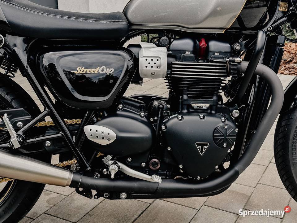 Triumph Street Cup 900 Caf Racer kupiony w polskim salonie Łódź