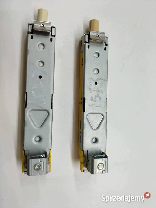 WZMACNIACZ KOMPLET 4M0035225A 5M0035225 Audi Q7