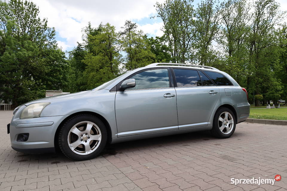 Na sprzedaż Toyota Avensis Kombi 20 D4D 2007 249900km Oleśnica sprzedam