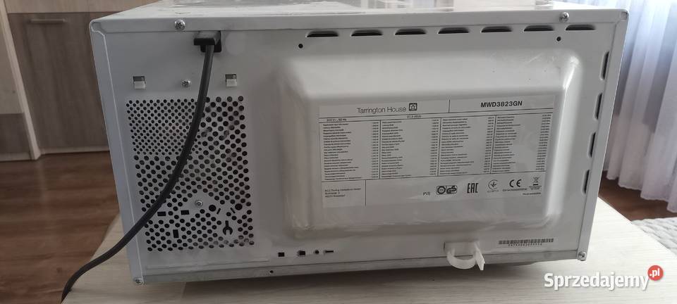 Kuchenka mikrofalowa z grillem