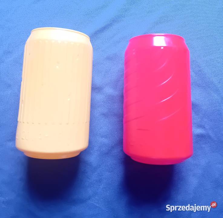 Dwie kolekcjonerskie okolicznościowe szklanki