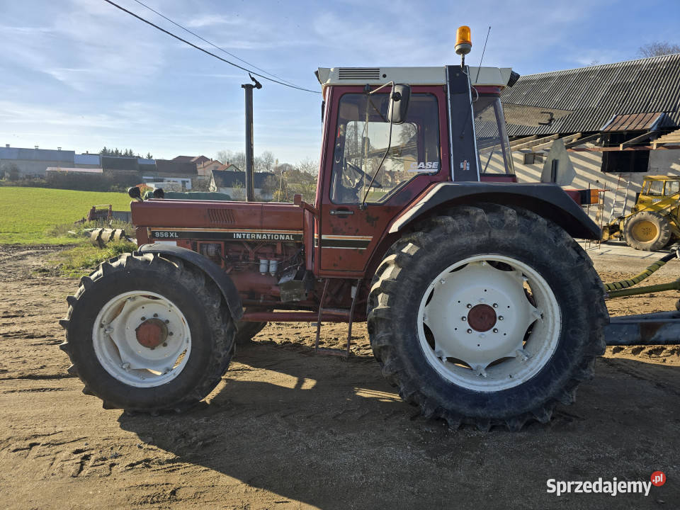 Ciągnik INTERNATIONAL 956 XL 4x4 95 Litwinki
