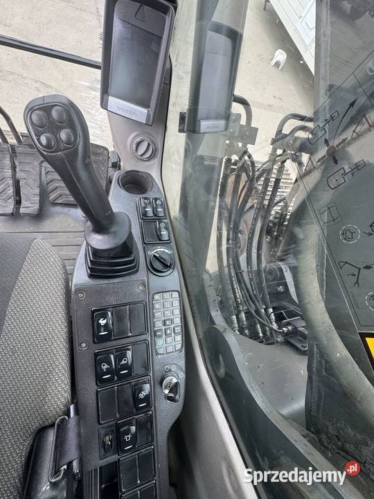 Koparka gąsienicowa VOLVO EC 240 CNL 170 2009r Lubowidz