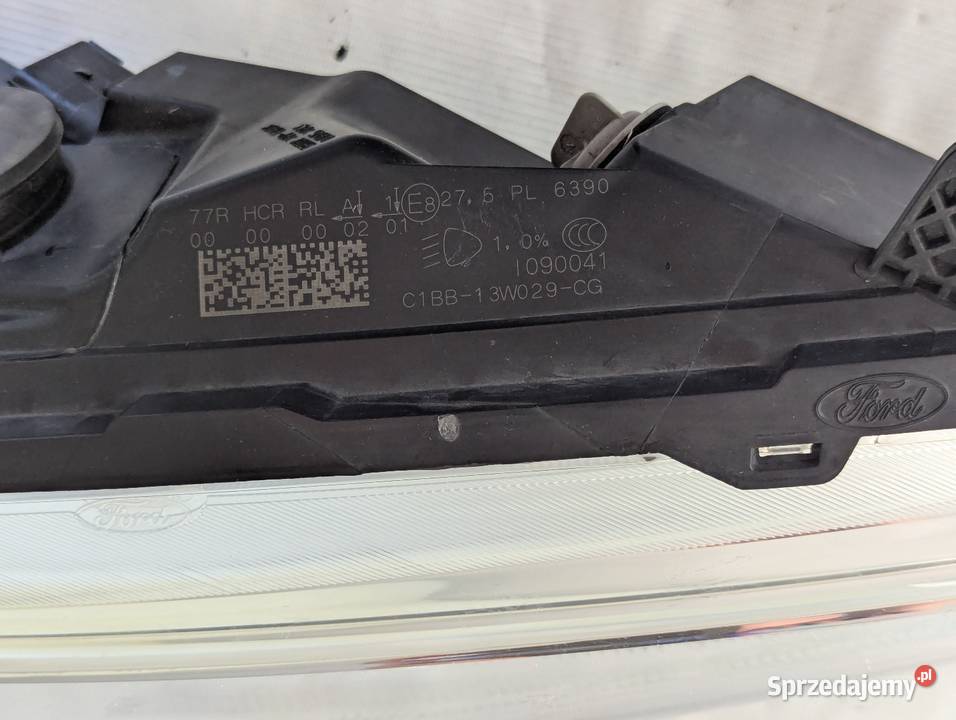 Lampa przód prawa lewa Ford Fiesta MK7 Kielce