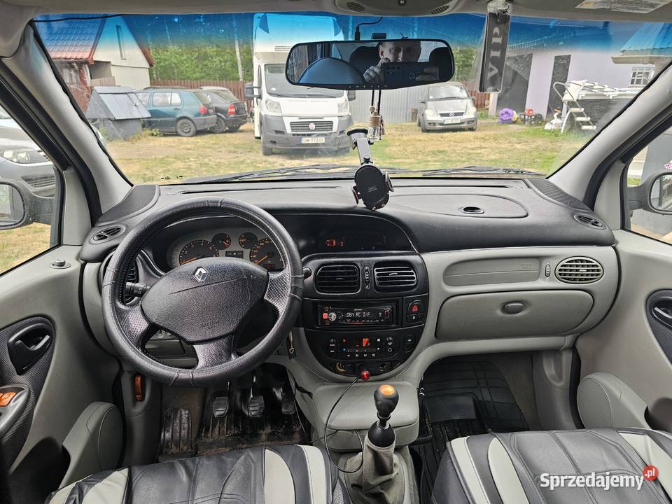 Renault scenic 16b Emilia