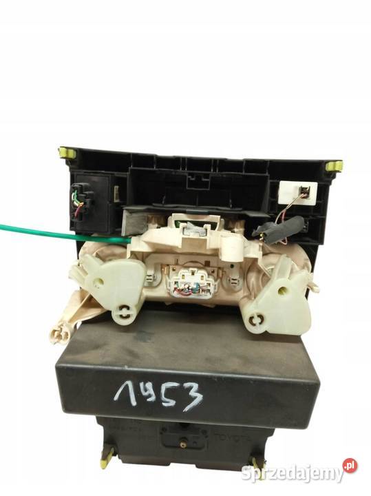 PANEL NAWIEWU 8190IND 5541102180 Toyota Corolla sprzedam