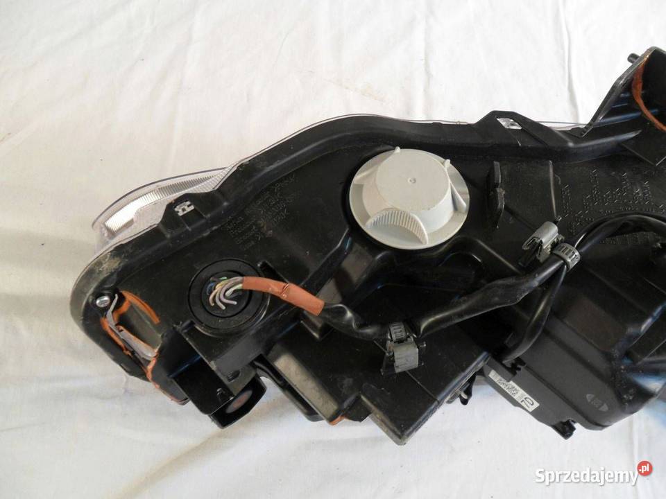 Reflektor Przód strona lewa Subaru Impreza V Nowy Tomyśl