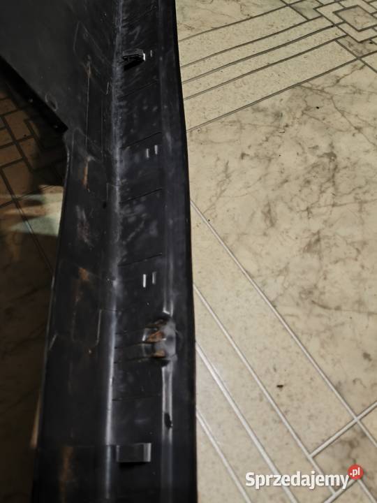 Mercedes 190 W201 osłona tylnej ścianki świętokrzyskie