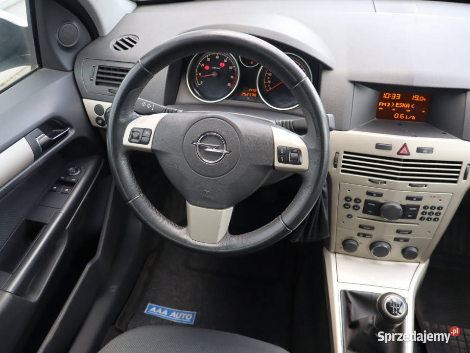 Opel Astra 14 16V sprzedam