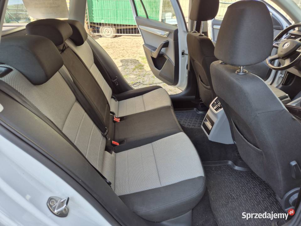 Skoda Octavia III Kombi 16 TDI Ambition 2014 108 zachodniopomorskie Świnoujście sprzedam