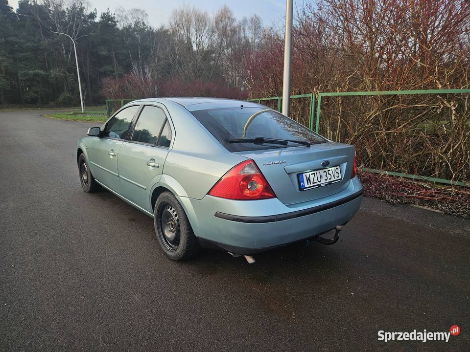 Ford Mondeo mk3 18 Rok produkcji 2002 Karniszyn
