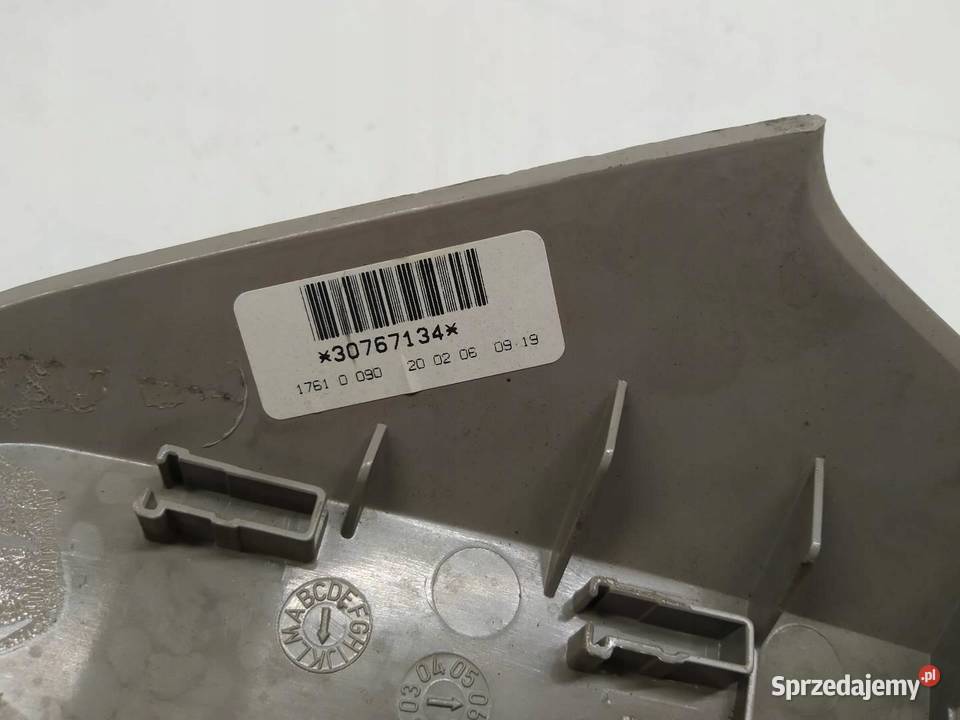 LAMPKA PODSUFITKI 30767134 Volvo S40 II 20042012 Rok produkcji 2006 Oświetlenie kabiny świętokrzyskie sprzedam