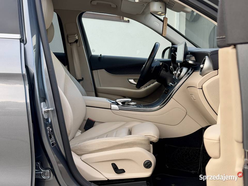MercedesBenz GLC 250 4Matic Salon Polska Oława