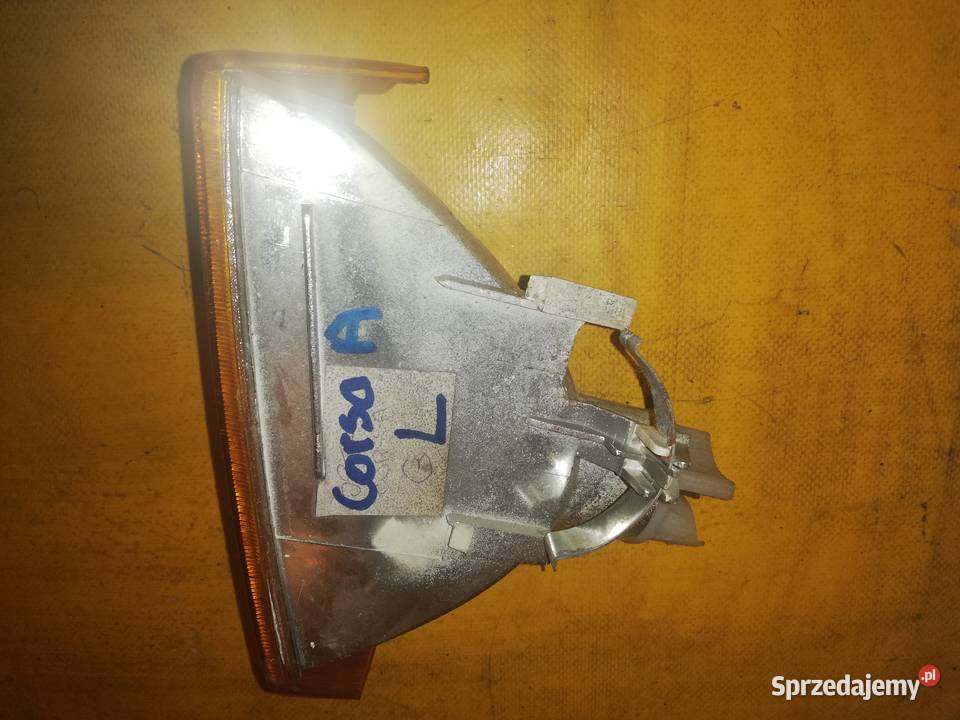 kierunkowskaz lewy Opel Corsa A r8290 łódzkie Piotrków Trybunalski