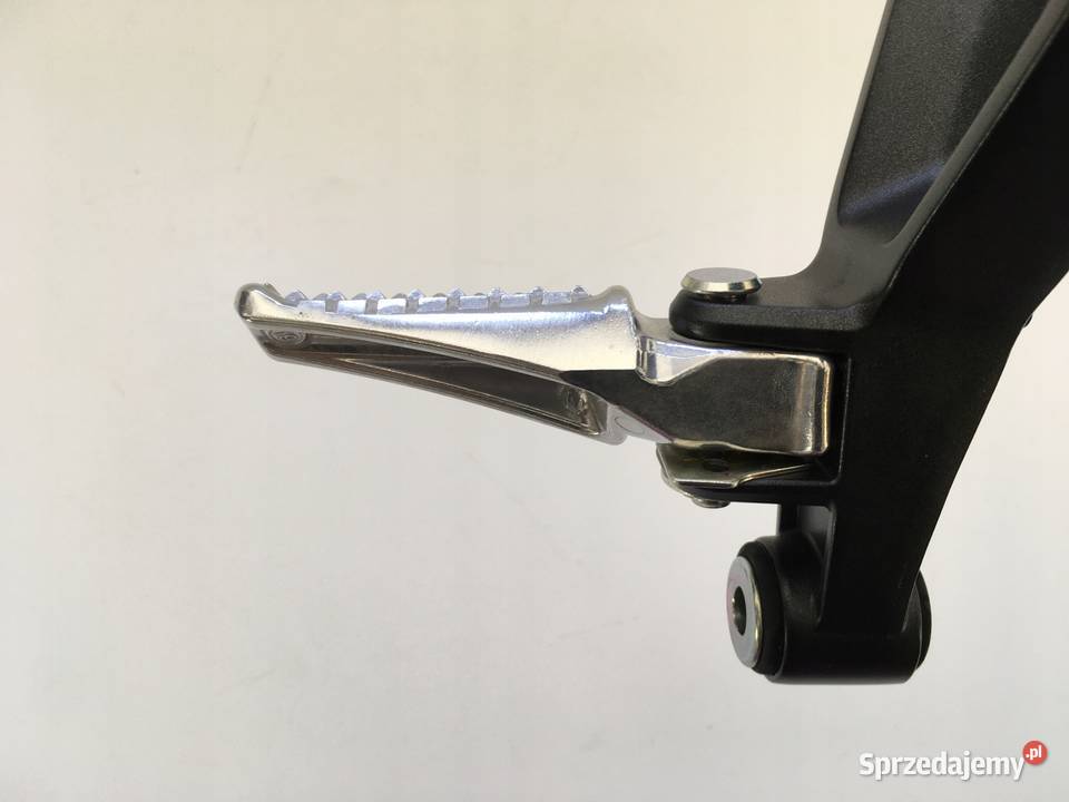 HONDA CBR 1000 RR SC82 20 Set podnóżek tył P wielkopolskie Łobżenica sprzedam