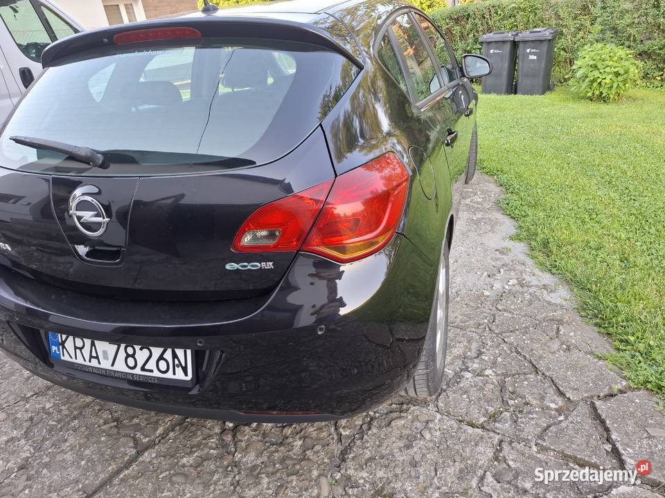 Astra j 14 lpg 176000przebieg 176000km Dobczyce