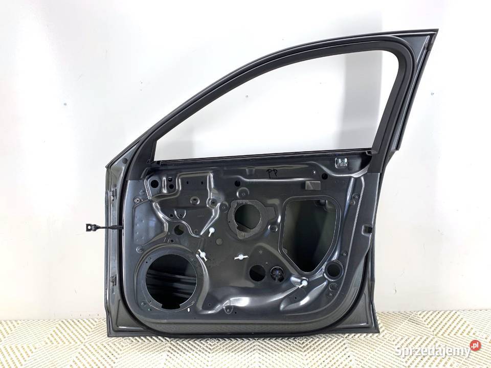 DRZWI PRAWY PRZÓD LX7R AUDI A3 8V SedanLimuzyna Drzwi