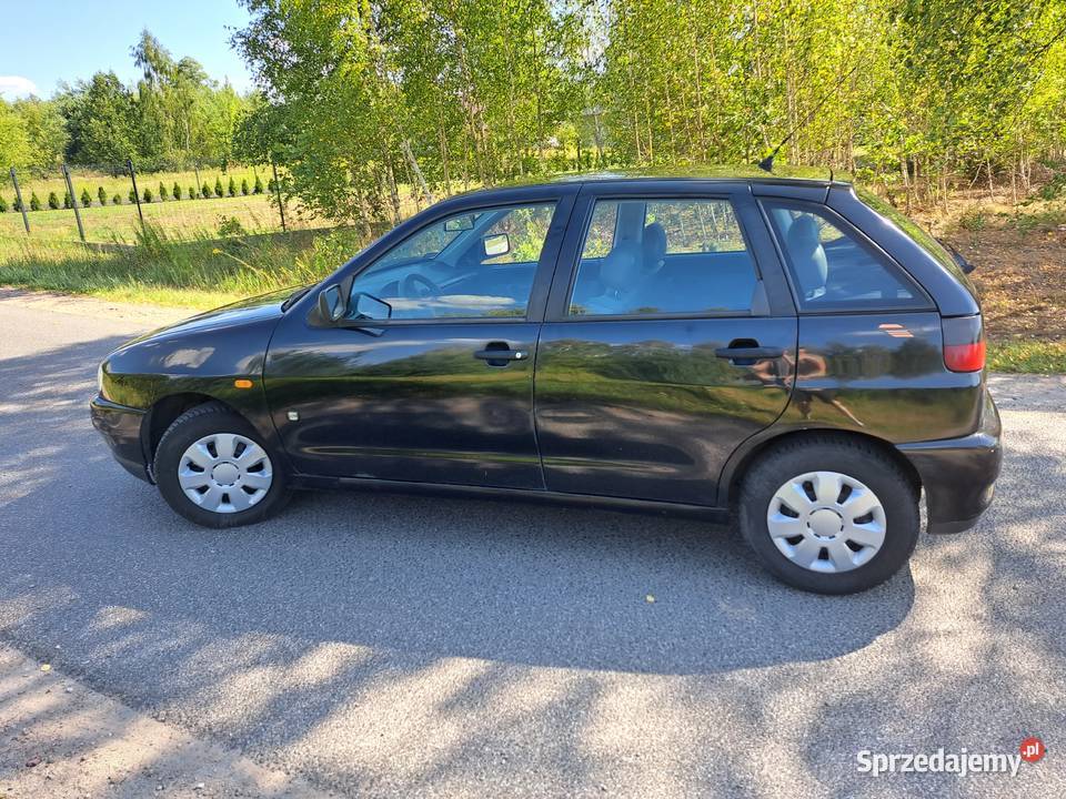 Sprzedam ładnego Seata Ibiza 14 benzyna 2000r mazowieckie Żyrardów