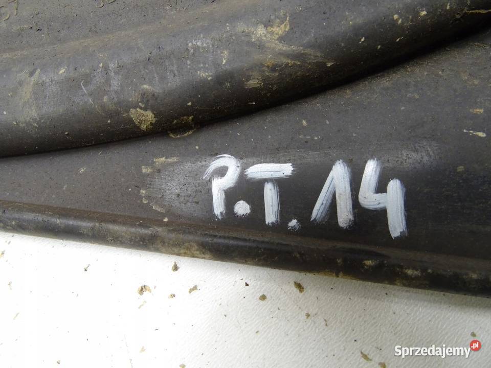 CHLAPACZE PRAWY LEWY TYŁ TYLNY KOMPLET SKODA