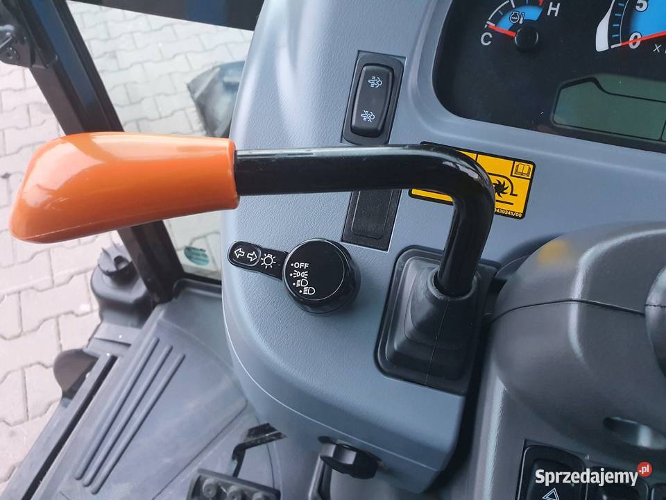 Koreański traktor ciągnik 4x4 40 kabina klima LS nieuszkodzony Kobiele Wielkie