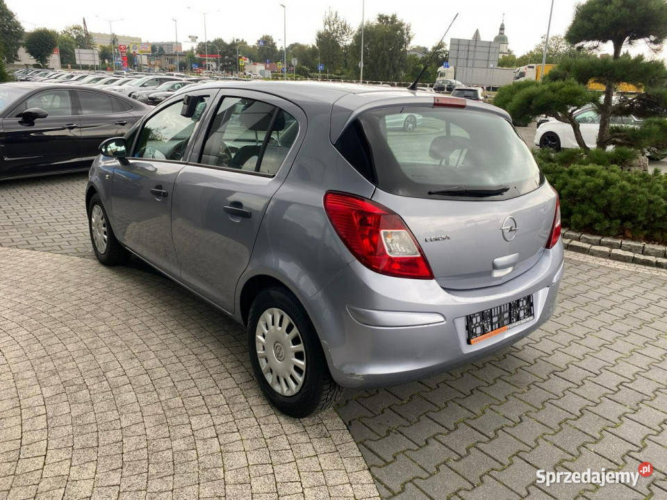 Opel Corsa klimatyzacja multifunkcja el szyby 196000km śląskie