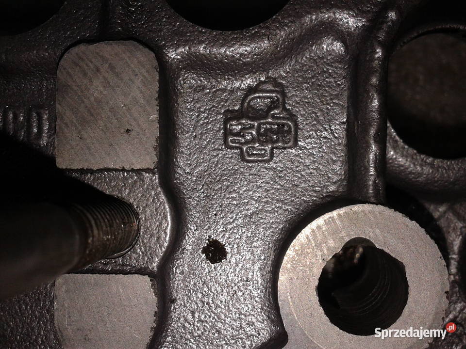 Fiat 126p glowica silnika