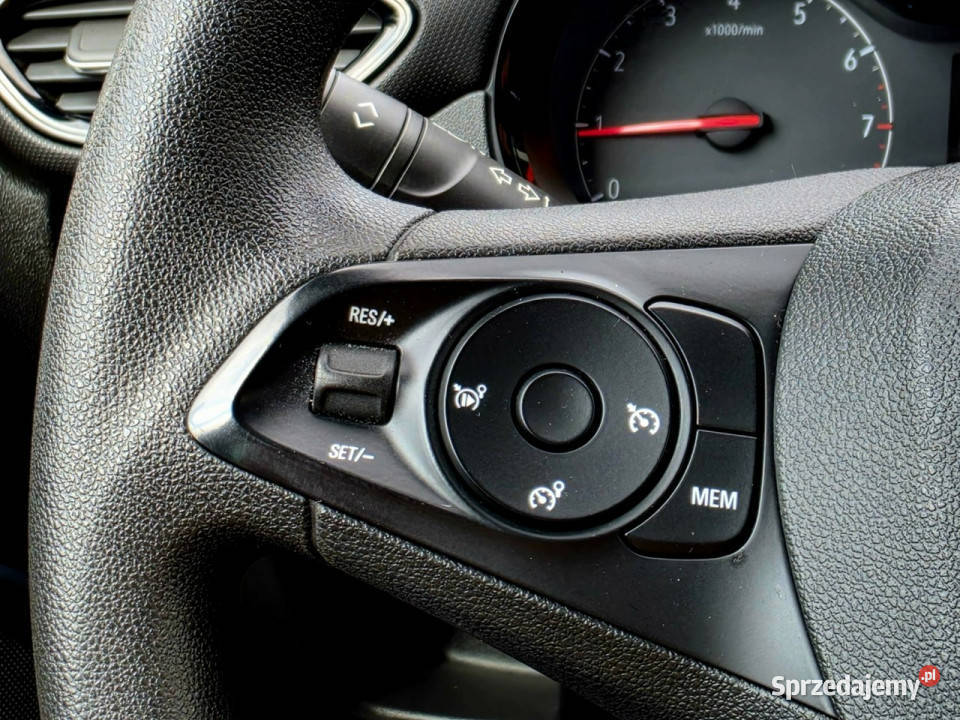 Opel Crossland X 12 PureTech 110 Iwłaściciel wspomaganie kierownicy Skępe