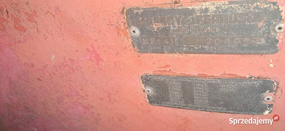 Przystawka 4 rzędowa do kukurydzy do kombajnu Massey Ferguson Pawłów sprzedam