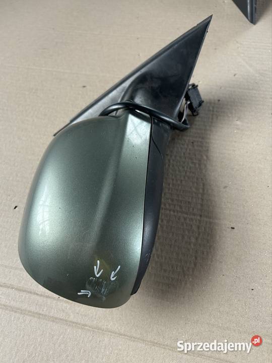 Lusterko pasażera Passat b5 b5fl oliwkowy LA6W Grudziądz