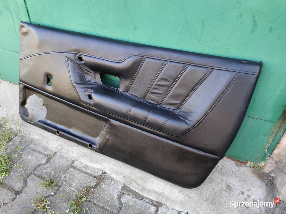 Volkswagen Corrado prawy przedni boczek czarna