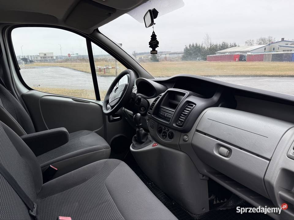 Opel Vivaro A 20 Dci Lift Long 9 Osobowy Renault 115KM Vivaro Kłobuck